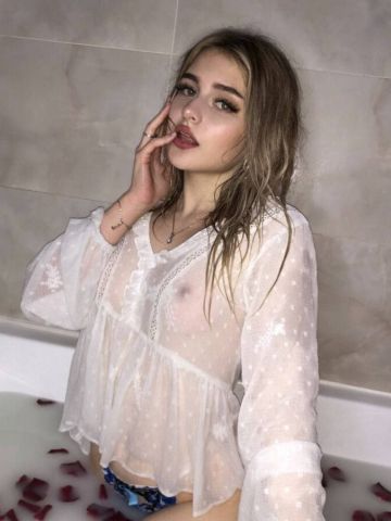 Тая